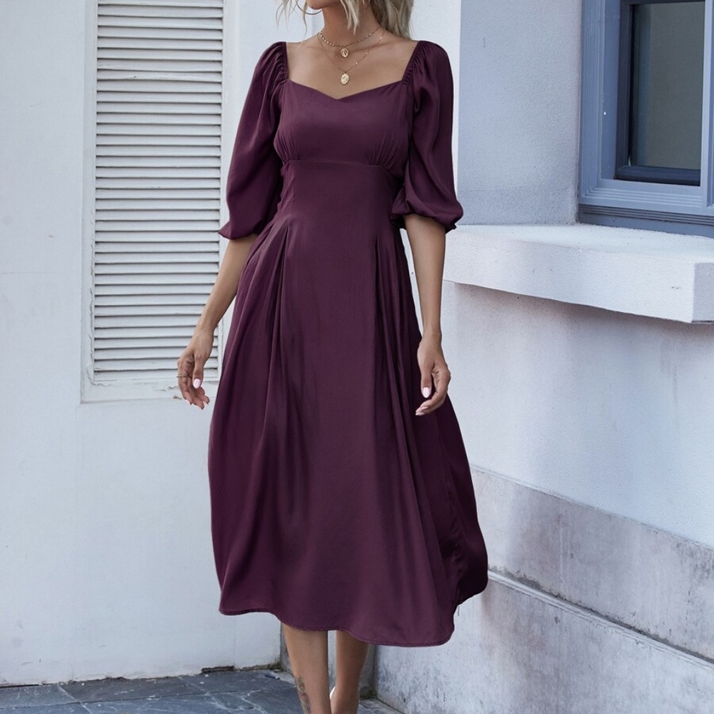 Khaki Sweetheart neck short sleeve midi dress - Picture 2 of 13